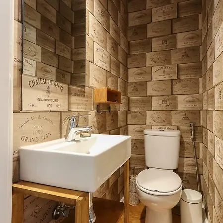 Апартаменты Chic Tailor Made 2 Bedroom