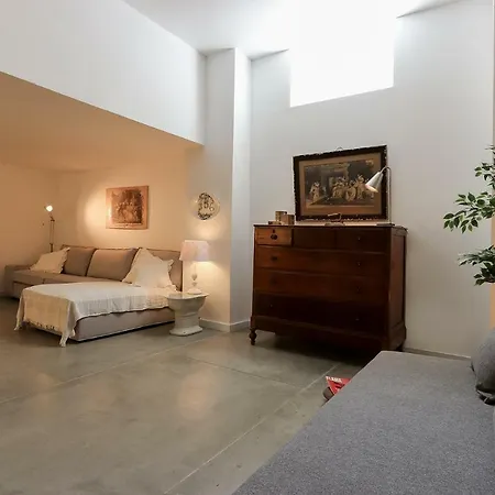 Chic Tailor Made 2 Bedroom *