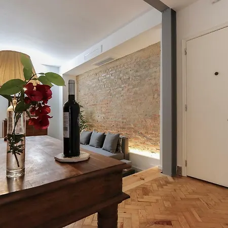 Апартаменты Chic Tailor Made 2 Bedroom